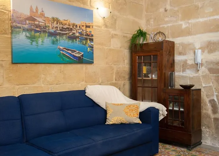 アパート Traditional Maltese 2-bedroom With Private Hot Tub - Steps Away From Valletta