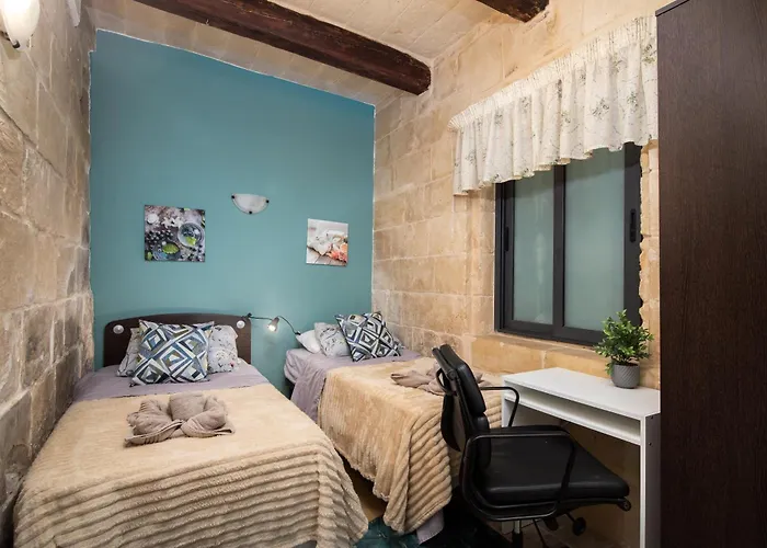 アパート Traditional Maltese 2-bedroom With Private Hot Tub - Steps Away From Valletta