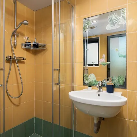 아파트 Traditional Maltese 2-bedroom With Private Hot Tub - Steps Away From Valletta *