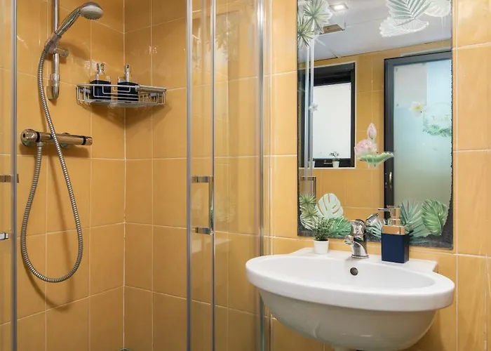 Appartement Traditional Maltese 2-bedroom With Private Hot Tub - Steps Away From Valletta *