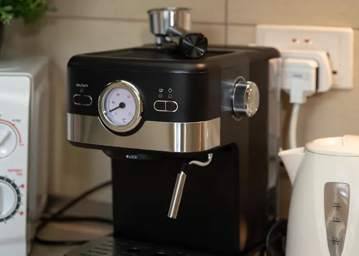 Appartement Traditional Maltese 2-bedroom With Private Hot Tub - Steps Away From Valletta